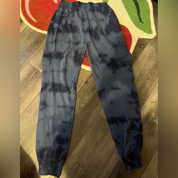 PINK Victoria's Secret Navy Tie-Dye Cargo Sweatpants - Picture 4 of 4